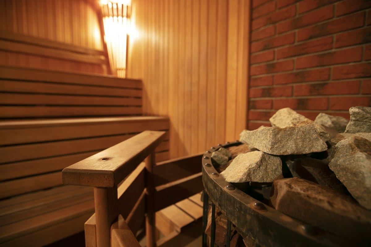 SPA na wyłączność? Poznaj ofertę naszego luksusowego domku z sauną